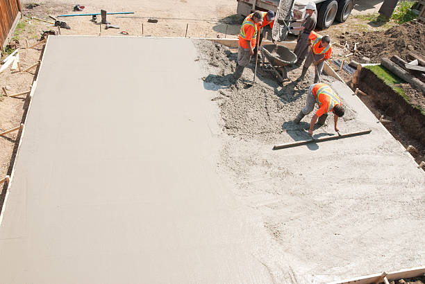 Best Local Concrete Companies  in Suwanee, GA